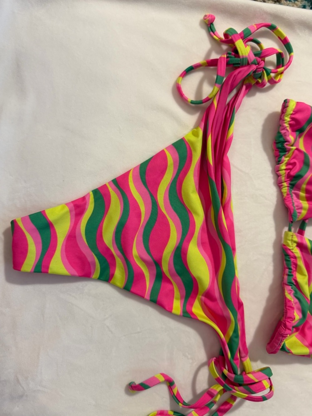 Beach Riot bikini set - Picture 3 of 9